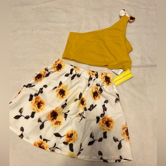 🧨SHEIN Baby Bow One Shoulder Top & Floral Print Skirt NWT (size 2-3) - Picture 12 of 12